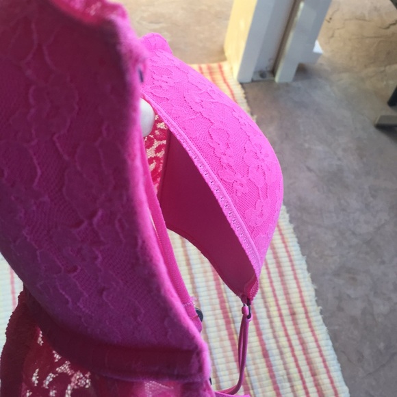 Brand new with push up with tags - Picture 5 of 6